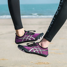Carregar imagem no visualizador da galeria, Tênis Aquático Esportivo: Praia, Trilhas e Caminhadas (33 ao 38 Brasil)