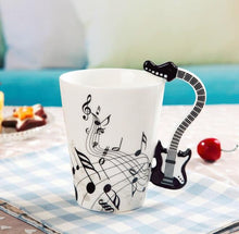 Carregar imagem no visualizador da galeria, Caneca de cerâmica estilo musical