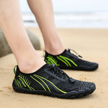 Carregar imagem no visualizador da galeria, Tênis Aquático Esportivo: Praia, Trilhas e Caminhadas (33 ao 38 Brasil)

