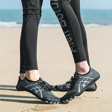 Carregar imagem no visualizador da galeria, Tênis Aquático Esportivo: Praia, Trilhas e Caminhadas (33 ao 38 Brasil)
