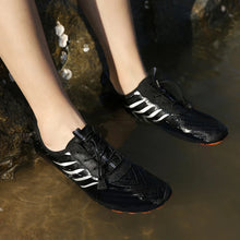 Carregar imagem no visualizador da galeria, Tênis Aquático Esportivo: Praia, Trilhas e Caminhadas (33 ao 38 Brasil)
