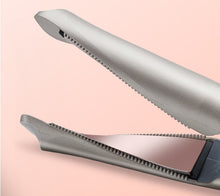 Carregar imagem no visualizador da galeria, Prancha profissional Innovation 2 em 1: alisa e modela seus cabelos
