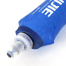 Carregar imagem no visualizador da galeria, Garrafa de Água macia, dobrável e super resistente - ideal para Esportes
